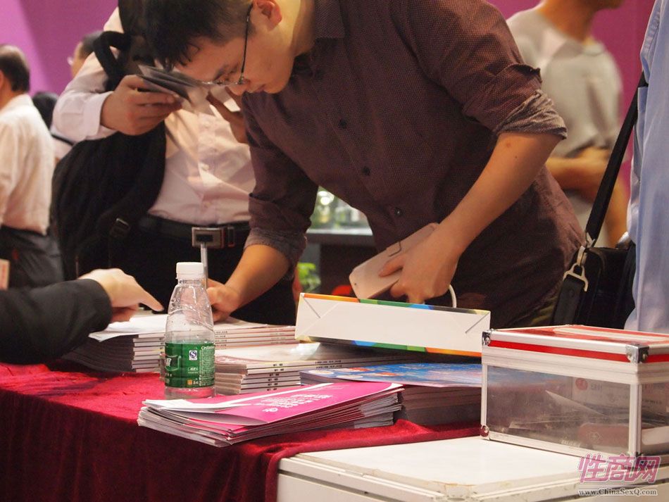 2013广州性文化节《性商》发行(1)图片19