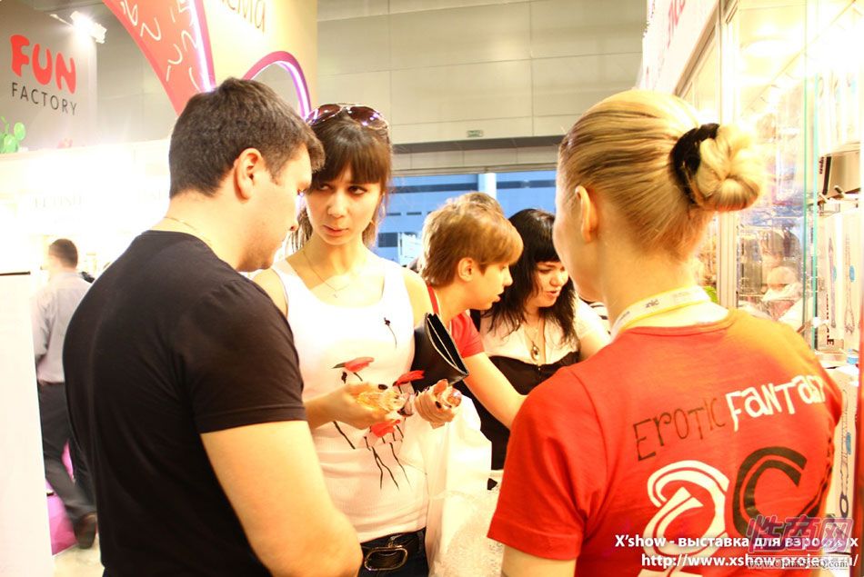 2011俄罗斯成人展展会现场图片59