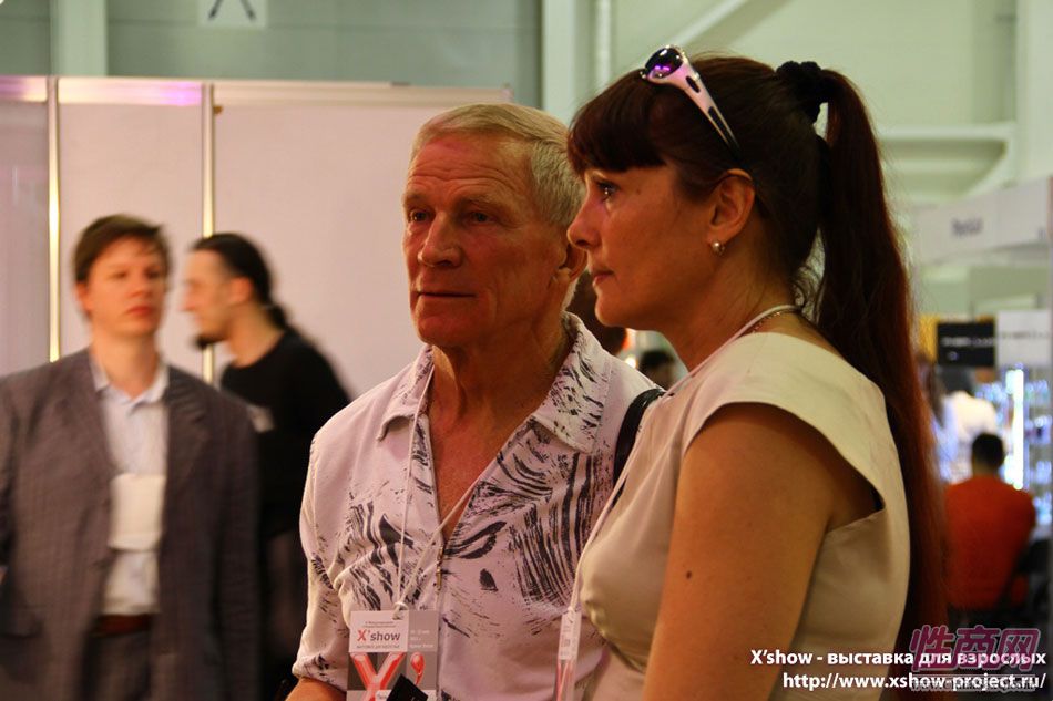 2011俄罗斯成人展模特靓影图片25