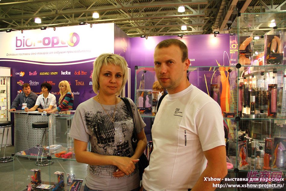 2011俄罗斯成人展模特靓影图片42