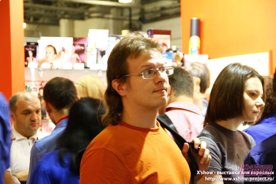 2011俄罗斯成人展模特靓影图片45