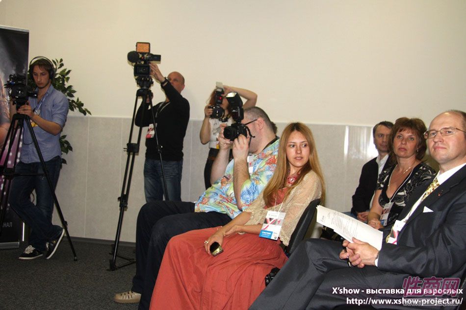 2011俄罗斯成人展新闻发布图片27