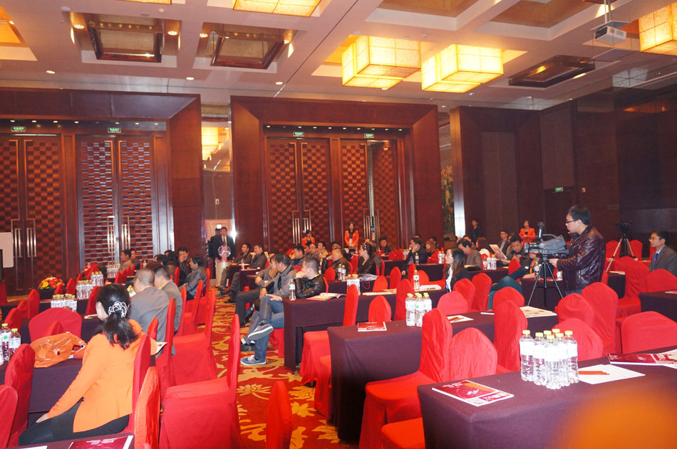 此次活动吸引了众多代理商参加