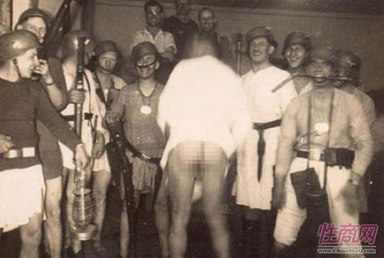 ������ս�ڼ䣬�¾���Ⱦ÷���������ܸߣ����ݼ�¼���ɴ�ͷ��ϣ������1940�ꡰ�İ塱��Ϊ�����������ó������ޣ����������мˡ�����������Ⱦ�Բ���Ӱ��ս�¡�ͼΪ���¾�ʿ��������ο����