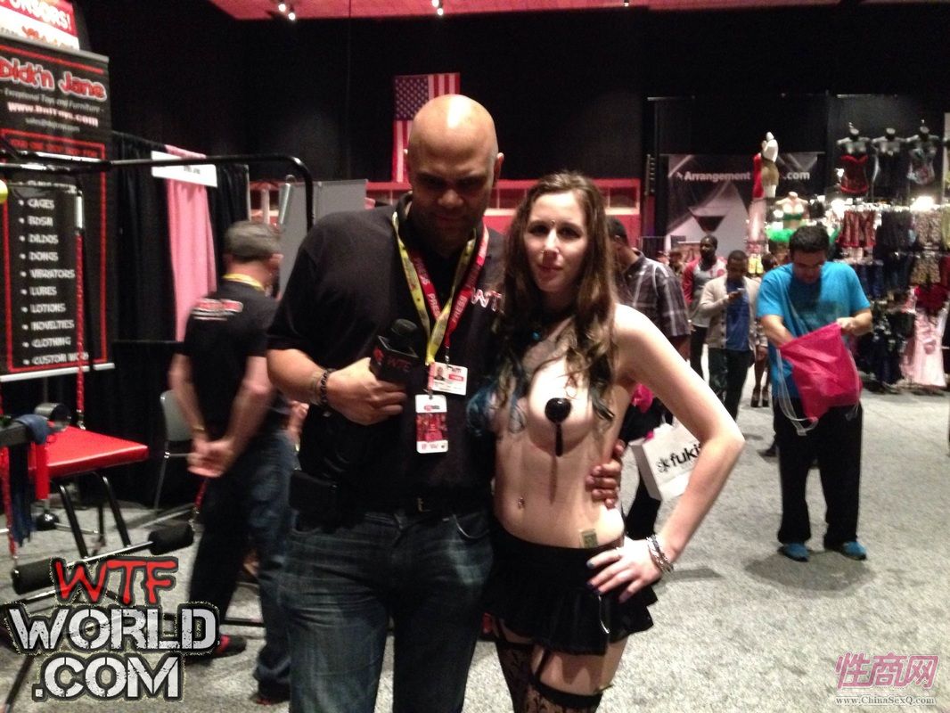 2014美国eXXXotica亚特兰大成人展3图片8