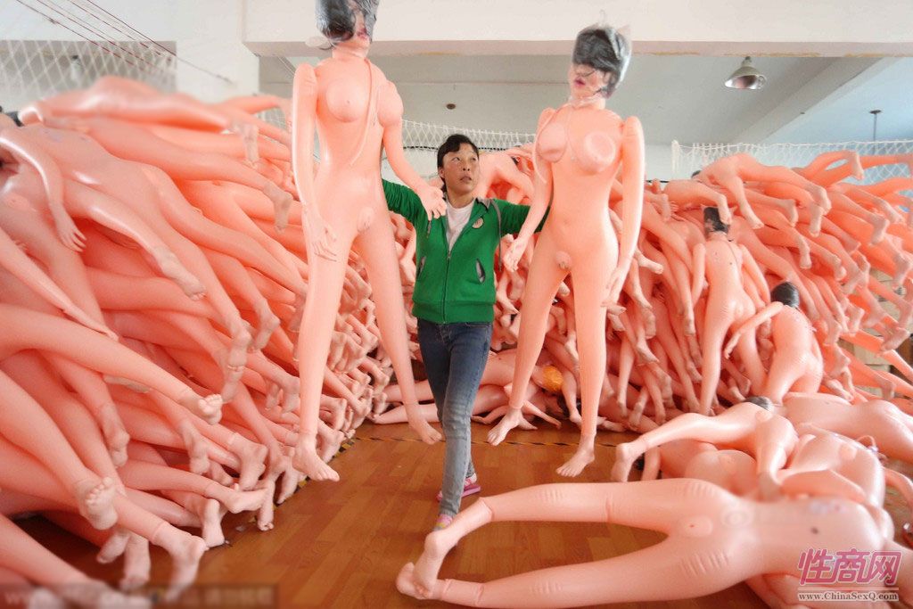 ��11��6�գ�������һֱ������������Ʒ���й�����һ����Ī�������ҵ����Ҷ�֪������г�������ȴ�ֺ����ڹ���̨���ϴ�����ġ����ڵ����г��ϣ������ǽ��š�˫ʮһ�����������ȵĹ���ڣ�������Ȥ��Ʒ�����Ѿ��ڱ���������������Ʒ�Ѿ��𽥱��������ձ���ܡ�