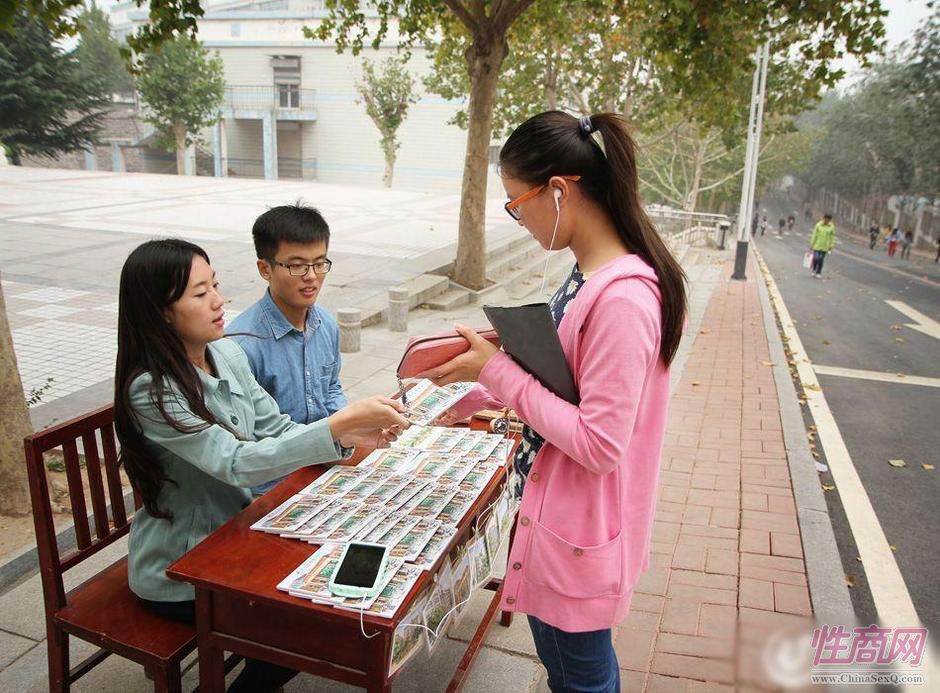女学生创业卖情趣用品,大学生创业奇葩图片11