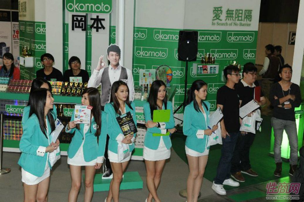 2013澳门亚洲成人博览香艳一幕图片19