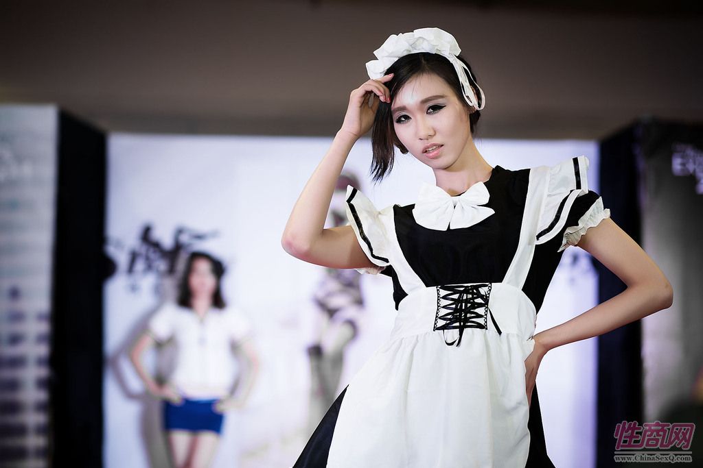 2014上海国际成人展性感情趣内衣T台秀图片47
