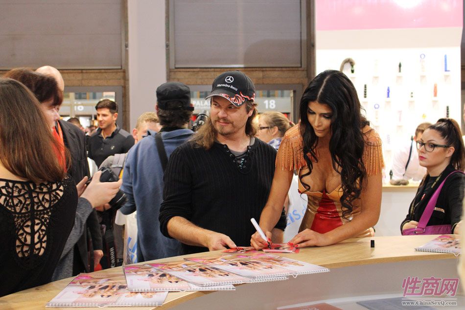 2014德国柏林成人展VENUS性感模特吸睛图片30