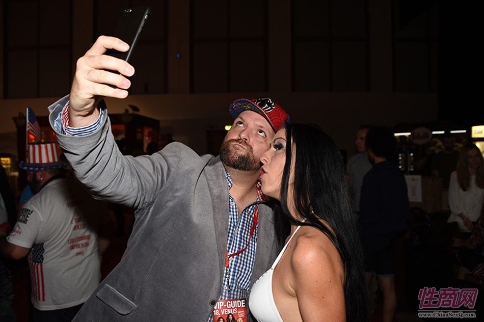 2014德国柏林成人展VENUS性感模特吸睛图片36