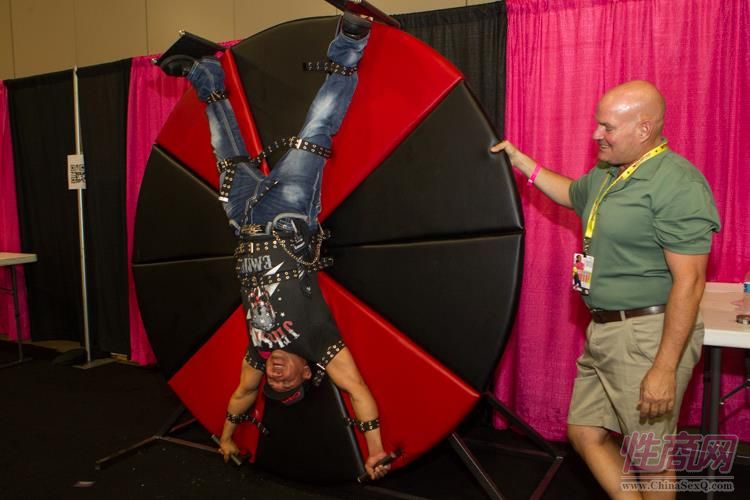 2015美国达拉斯成人展eXXXotica精彩表演图片37