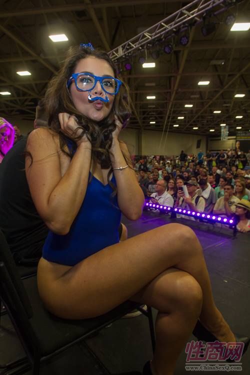 2015美国达拉斯成人展eXXXotica精彩表演图片39