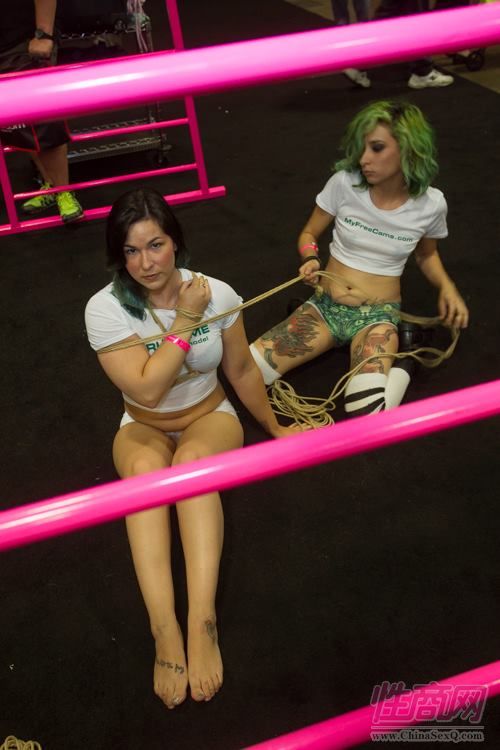 2015美国达拉斯成人展eXXXotica精彩表演图片17