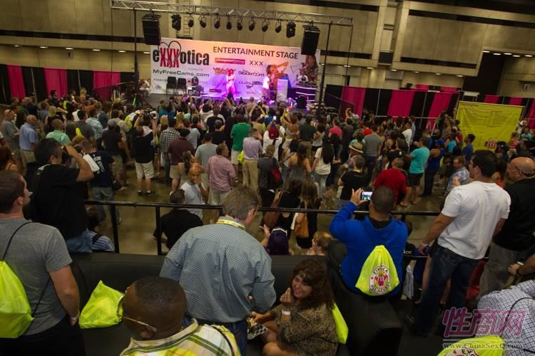 2015美国达拉斯成人展eXXXotica精彩表演图片18