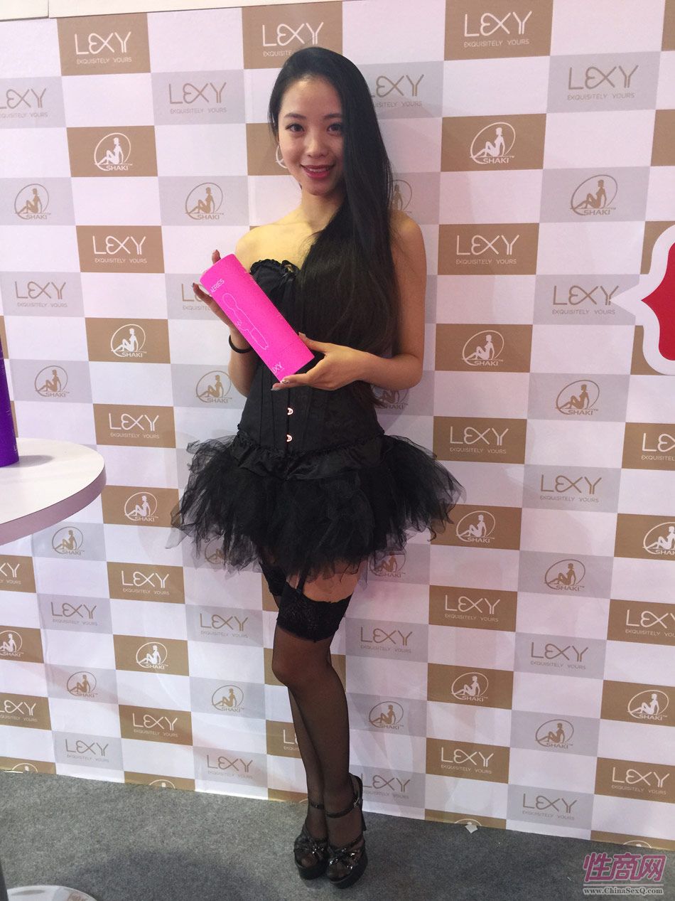 2015上海国际成人展——性感模特(2)图片4