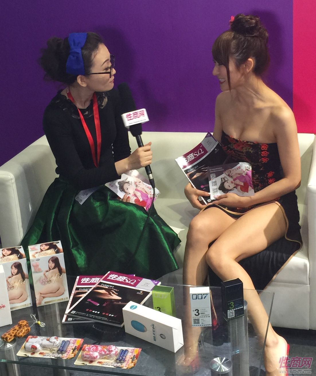 性商网美女记者采访—日本AV女优香西咲图片36