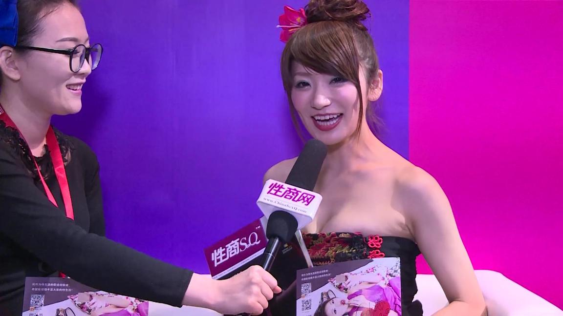 性商网美女记者采访—日本AV女优香西咲图片27