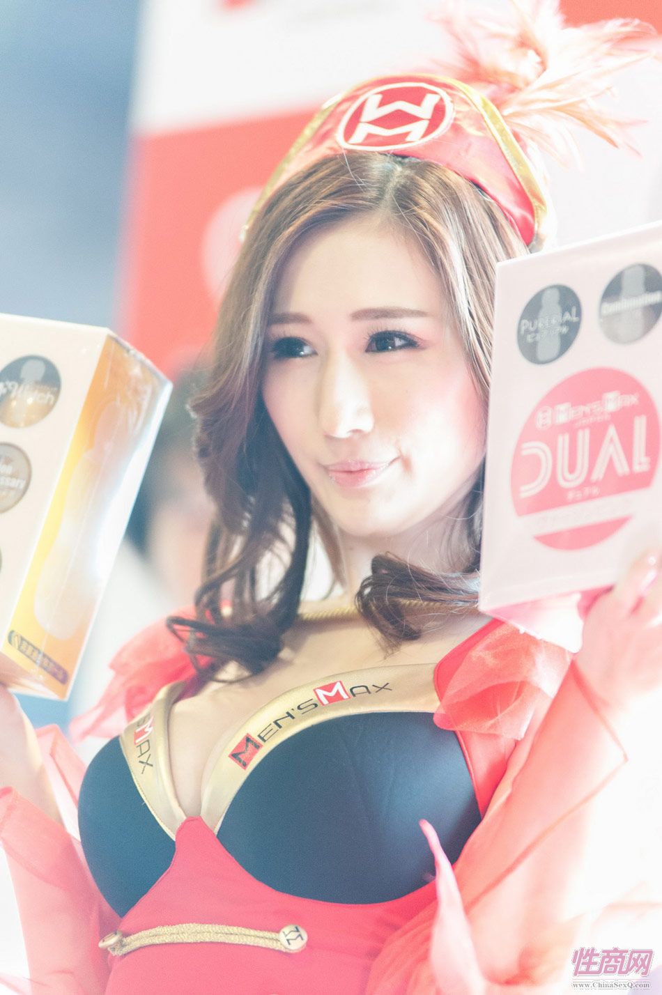 Men'sMax女优京香Julia引爆上海成人展图片41