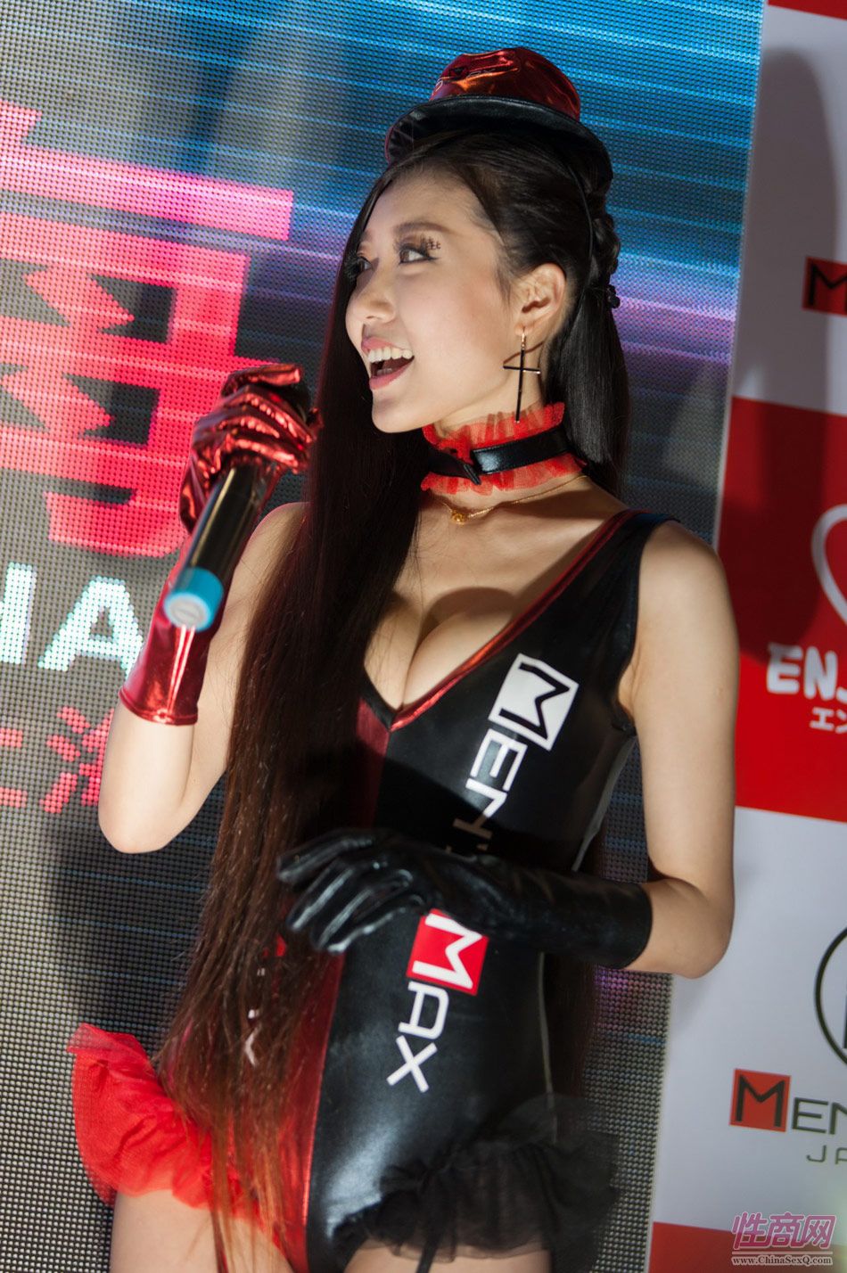 Men'sMax女优京香Julia引爆上海成人展图片11