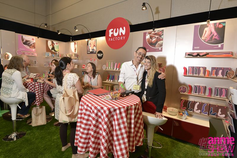 2015夏季洛杉矶成人展ANMEShow报道(二)图片40