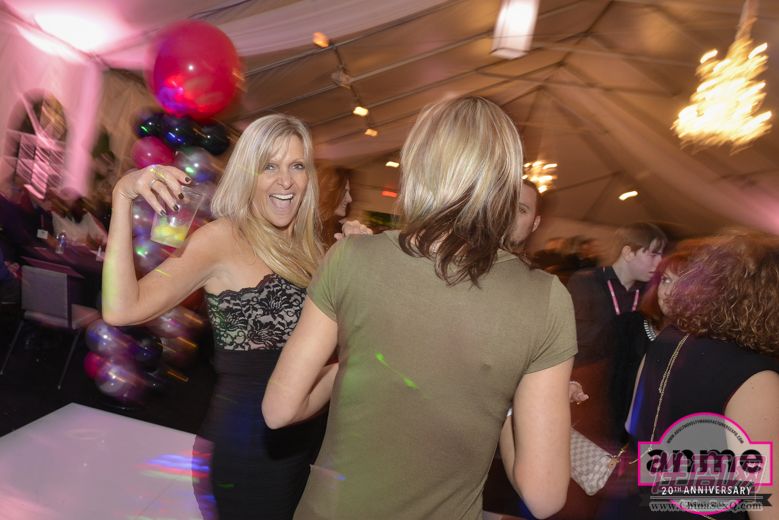 2016冬季洛杉矶成人展anme二十周年庆典图片22