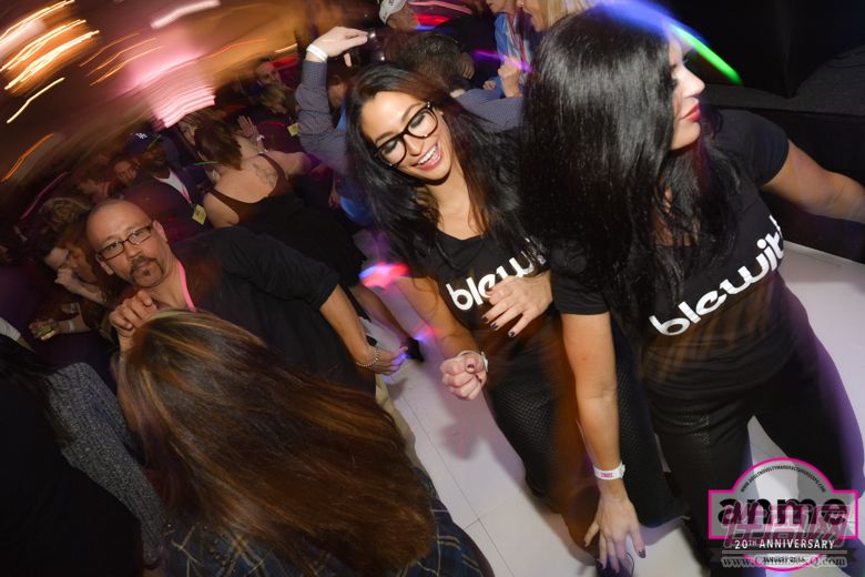 2016冬季洛杉矶成人展anme二十周年庆典图片58