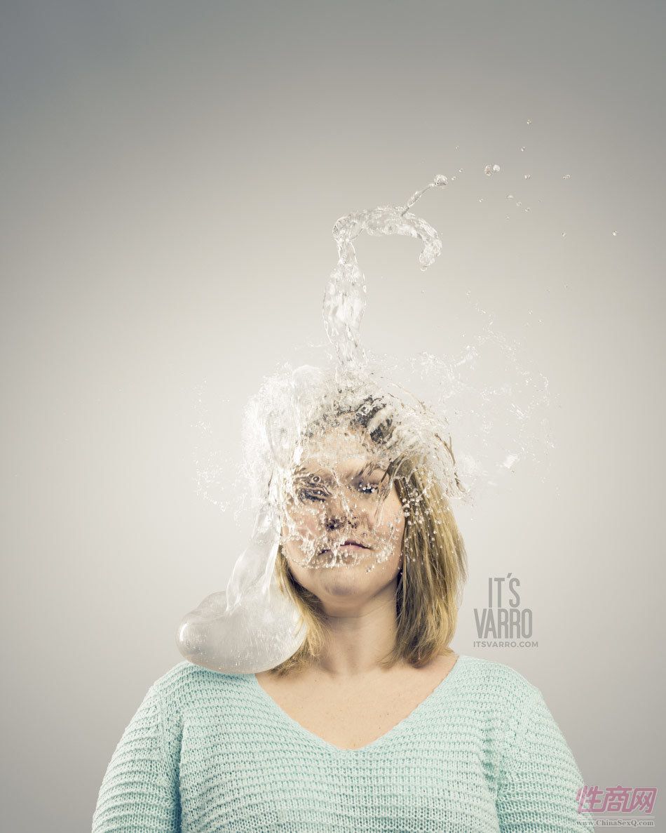 组图:摄影师拍摄爆笑的安全套挑战肖像图片4