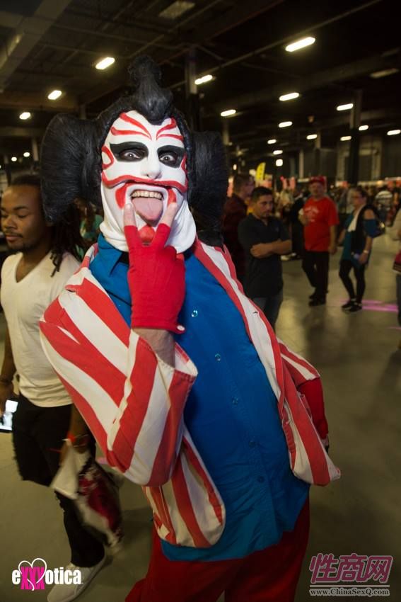 2016美国eXXXotica新泽西成人展另类表演图片10
