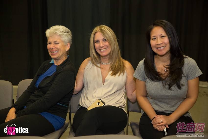 2016美国eXXXotica新泽西成人展参展观众(2)图片45