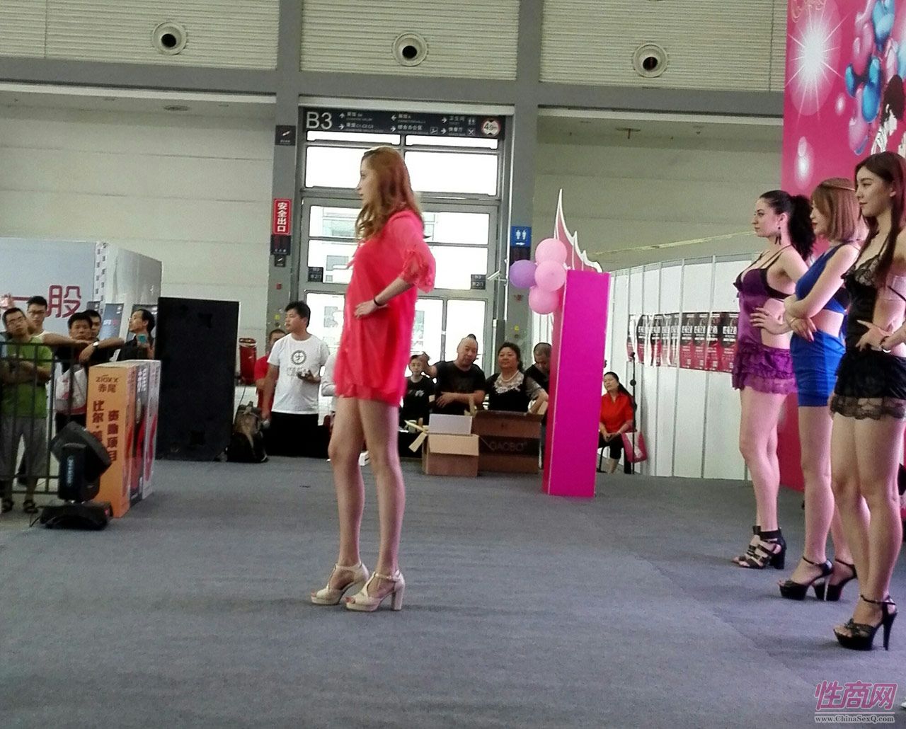 2016西安性博会现场报道—情趣内衣秀-1图片43