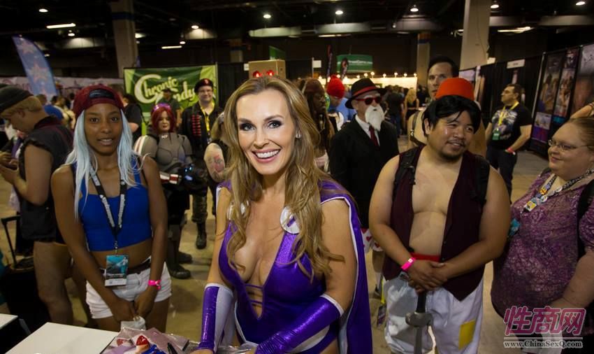 2016美国芝加哥成人展eXXXoticaCosplay表演图片34