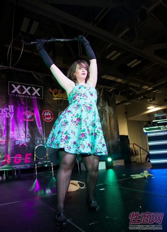 2016美国哥伦布成人展Exxxotica舞台表演图片16