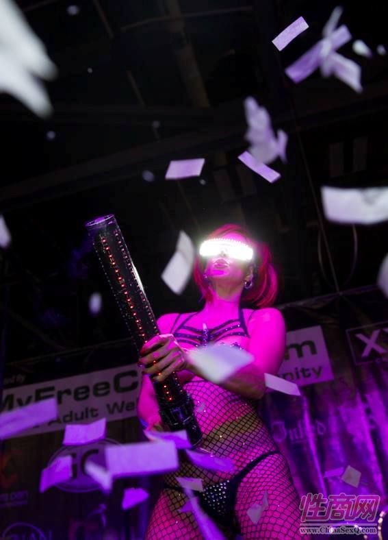 2016美国哥伦布成人展Exxxotica舞台表演图片42