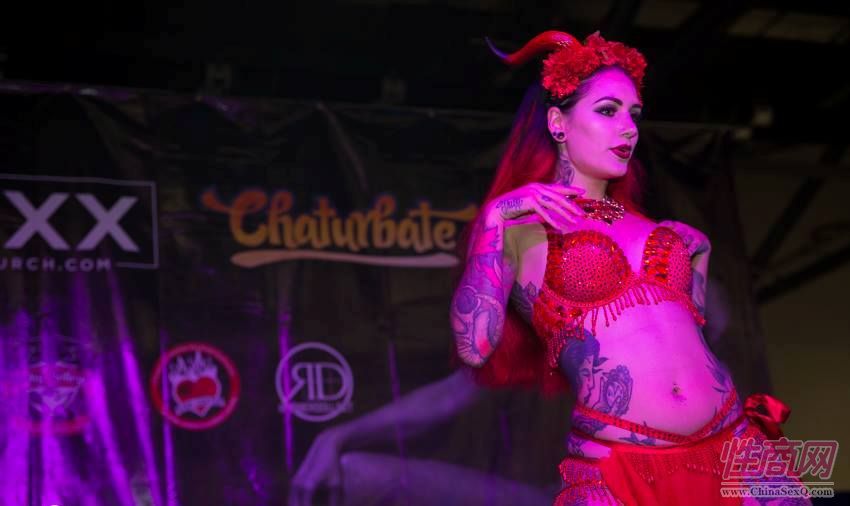 2016美国哥伦布成人展Exxxotica舞台表演图片46