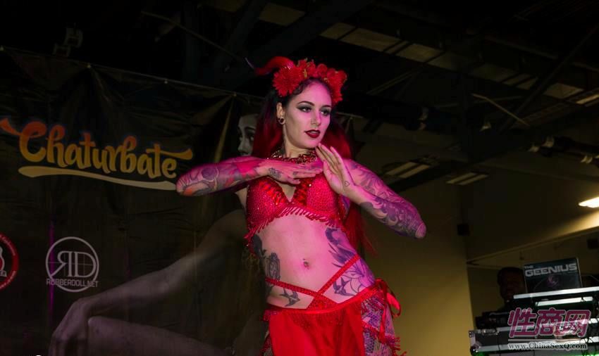 2016美国哥伦布成人展Exxxotica舞台表演图片52