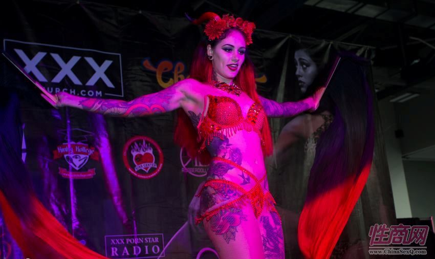 2016美国哥伦布成人展Exxxotica舞台表演图片53