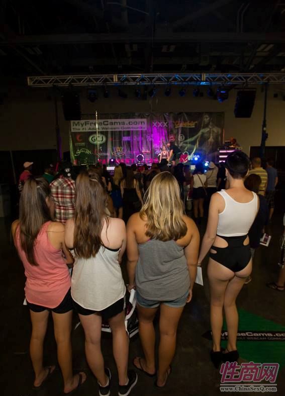 2016美国哥伦布成人展Exxxotica舞台表演图片21