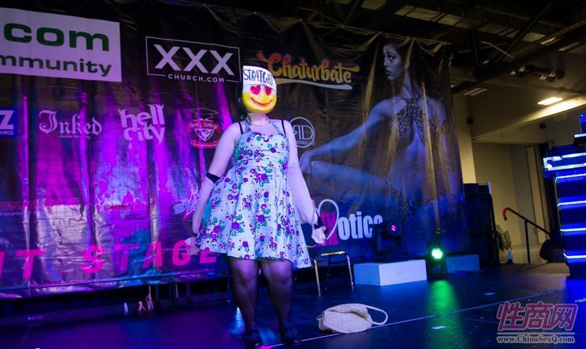 2016美国哥伦布成人展Exxxotica舞台表演图片28