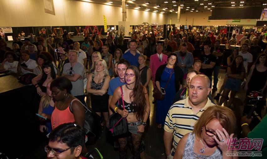 2016美国哥伦布成人展Exxxotica舞台表演图片36