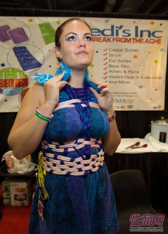 2016美国哥伦布成人展Exxxotica性感美女1图片34