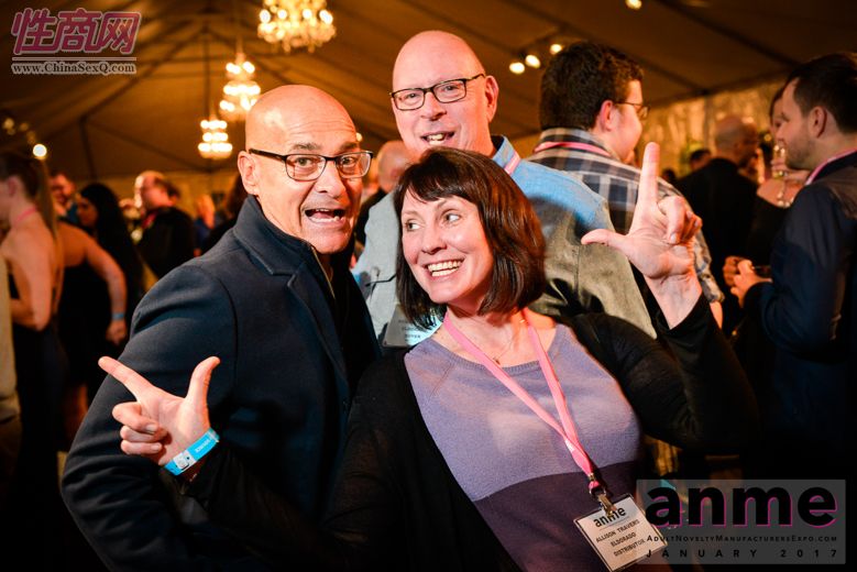 2017冬季美国洛杉矶成人展ANME鸡尾酒会图片5
