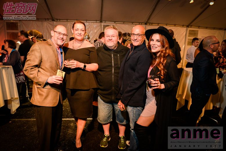 2017冬季美国洛杉矶成人展ANME鸡尾酒会图片16