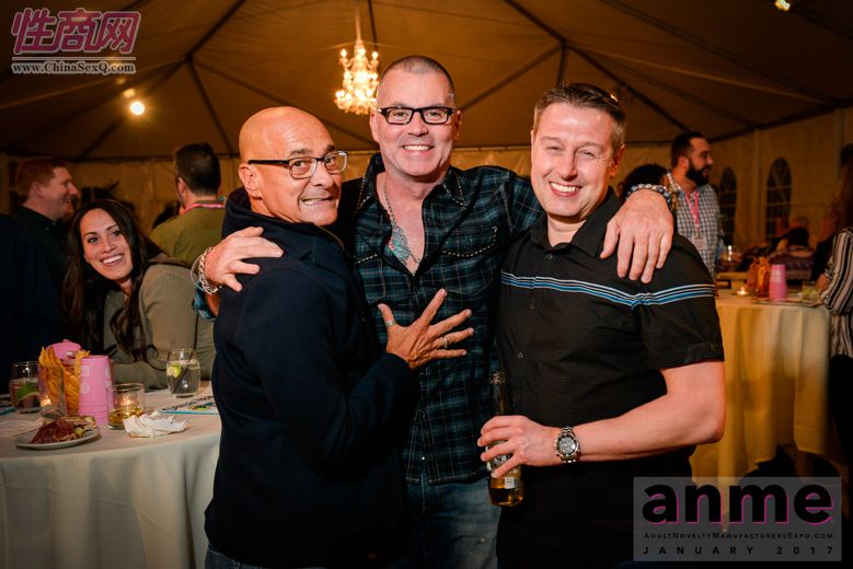 2017冬季美国洛杉矶成人展ANME鸡尾酒会图片20
