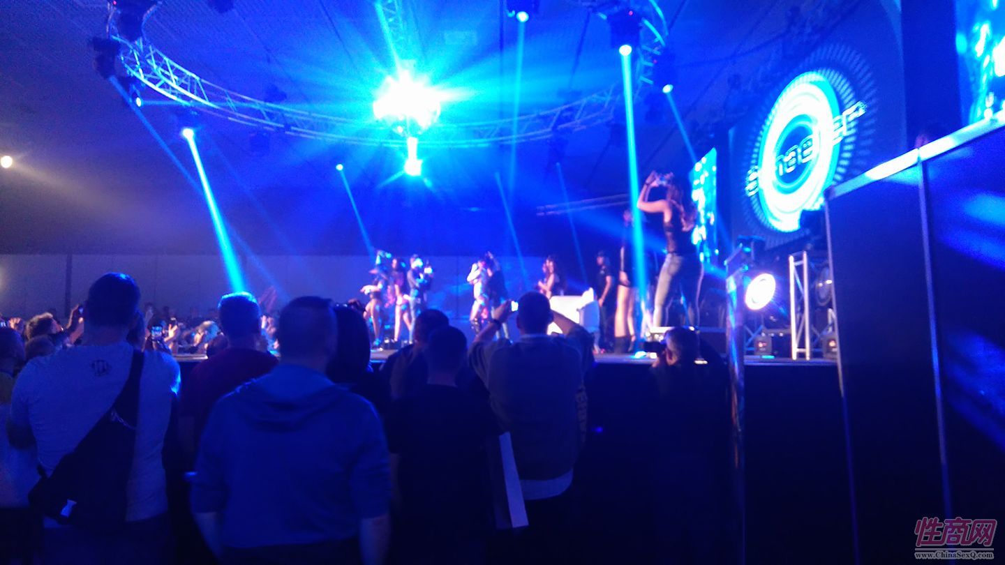 2017德国柏林成人展展后报道--精彩表演图片3