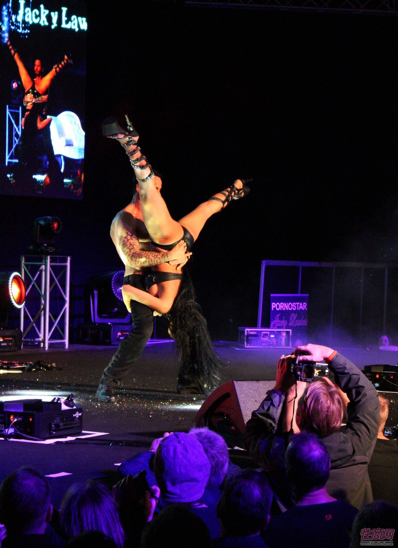 2017德国柏林成人展展后报道--精彩表演图片8