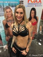 21 �𷢵Ŀ�����-���׋q��Kleio Valentien
