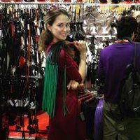 ��Ůչ����ʾSMƤ��