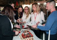 չ�ٰ̾�����ڷ�������