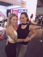 ī����������lisaann��α���Ӱ��һ������������Ů��